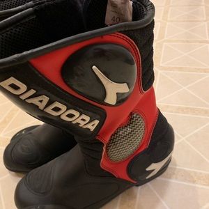 Diabora Women’s Motorcycle Boots